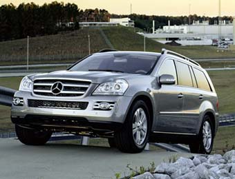 Mercedes GL.   DaimlerChrysler