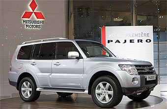  Mitsubishi Pajero.   , Lenta.Ru