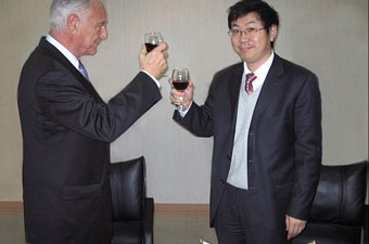     Chery,  DetNews