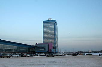 .  Lenta.Ru 
