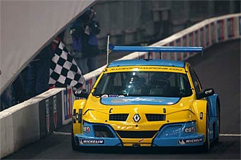     .  autosport.com