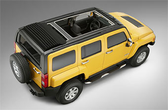 Hummer H3.   Hummer