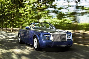 Rolls-Royce Phantom Drophead Coupe (Corniche Convertible).  Rolls-Royce