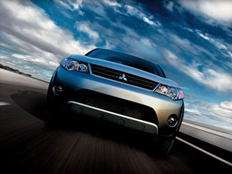 Mitsubishi Outlander.  Mitsubishi