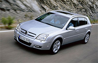 Opel Signum.  Opel