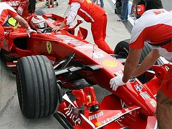  Ferrari   -.  AFP