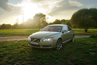 Volvo S80.   , Lenta.Ru