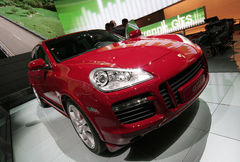 Porsche Cayenne GTS.  .