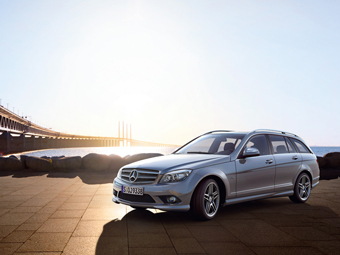  Mercedes-Benz C-Class.  Mercedes-Benz 