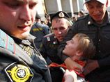 31 мая милиция пресекла на Триумфальной площади очередной несанкционированный митинг оппозиции и правозащитников в защиту 31-й статьи Конституции, в которой говорится о свободе собраний
