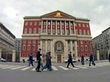 Лужков повторяет, что общество не согласилось с вызревшим в Кремле решением снять его с поста мэра