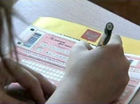 С вводом обязательного Единого государственного экзамена поводом для нескольких самоубийств стали также опасения провалить ЕГЭ