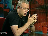 Тем временем стало известно, что банкир Александр Лебедев, который недавно вступил в Общероссийский народный фронт, не будет участвовать в праймериз ОНФ и ЕР по отбору в список кандидатов в депутаты Госдумы