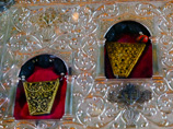 "             ,    ,     ", -   