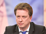 Депутат Госдумы и член Генсовета "Единой России" Владимир Бурматов направил запрос вице-премьеру Ольге Голодец с просьбой проверить обоснованность расходования чрезмерно великих, по его мнению, денежных средств на программное обеспечение для планшета мини