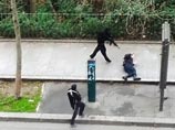      Charlie Hebdo     7 .        
