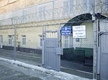 На одном из зданий ИК-46 в городе Невьянске (Свердловская область) появился необычный рисунок. Осужденные учреждения изобразили самолет ИЛ-76