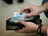 В случае заморозки счетов и имущества физических лиц последним должно быть назначено "ежемесячное гуманитарное пособие"