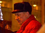 "Занимаюсь платными парковками вплотную. Путин мягко говоря вводит людей в заблуждение. Ничего муниципальные депутаты не согласовывают", - написал он в своем Twitter