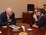 Глава Следственного комитета России Александр Бастрыкин встретился со знаменитым отечественным рок-музыкантом Борисом Гребенщиковым. По итогам общения в неформальной обстановке они договорились о сотрудничестве в сфере благотворительност
