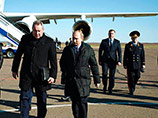 В октябре 2015-го Путин перенес первые пуски с космодрома на весну 2016 года, понадеявшись, что все будет готово к Дню космонавтики 12 апреля. Но и этот план воплотить не удалось