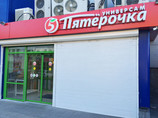 Сеть "Пятерочка" пожаловалась в ФАС на универсам "Троечка"