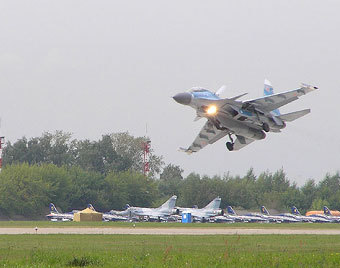 Приземление Cу-30МК, фото Алексея Гапеева Приземление Cу-30МК, фото Алексея Гапеева