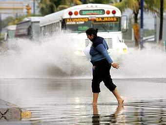  Reuters