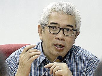  ,    Straits Times