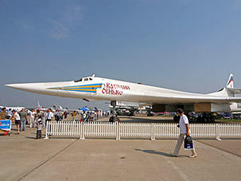 Ту-160 на авиасалоне МАКС. Фото "Ленты.Ру"