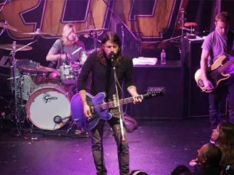 Foo Fighters на концерте в Лос-Анджелесе 14 января 2008 года. Фото с сайта коллектива