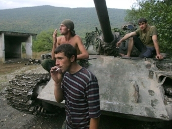  .  AFP