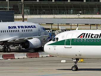  Air France  Alitalia.  AFP