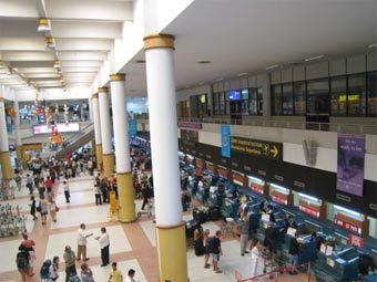  .    phuketairportonline.com