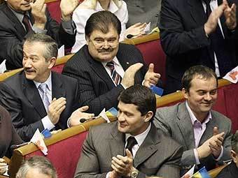     .  AFP