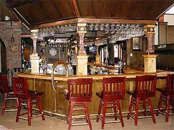  .    geoffreyspub.com
