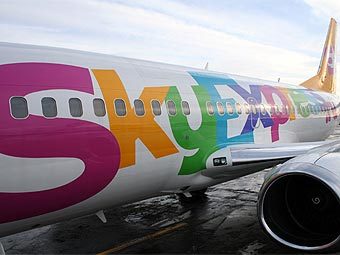  Sky Express.  - 