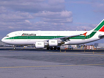  Alitalia.    