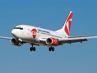 Boeing 737  CSA.  -  