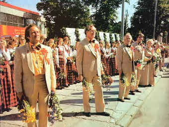 5-       .  latvia-foto.narod.ru