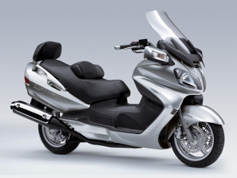 Suzuki AN 650 Burgman Executive.    totalmotorcycle.com