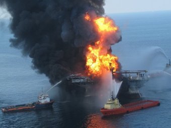    Deepwater Horizon 20  2010 .   ©AFP