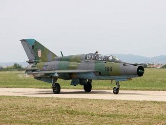 -21  .    broncoaviation.nl