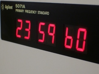    leapsecond.com